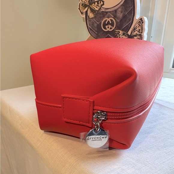 New in Box Givenchy Women's Cosmetic Bag Great Gift! - Picture 2 of 9